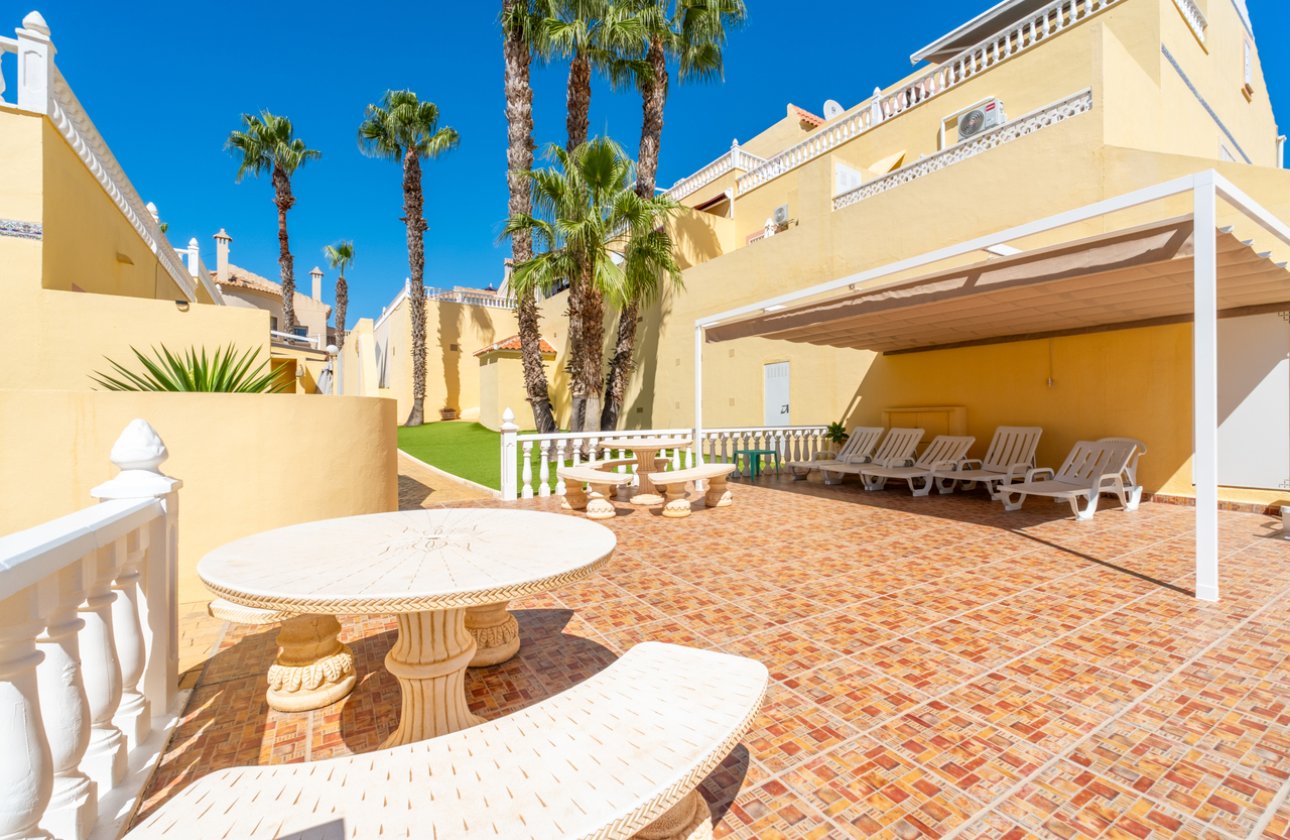 Resale - Townhouse - Orihuela Costa - Villamartin