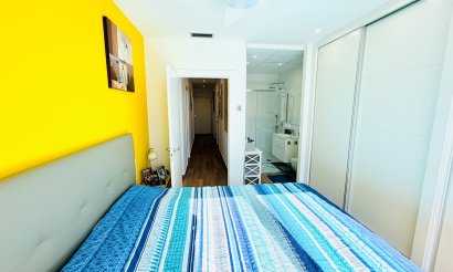 Revente - Villa / Semi detached - Los Montesinos