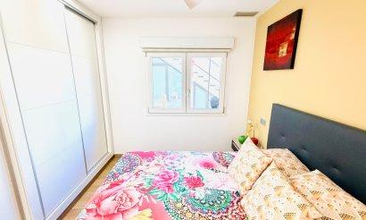 Revente - Villa / Semi detached - Los Montesinos