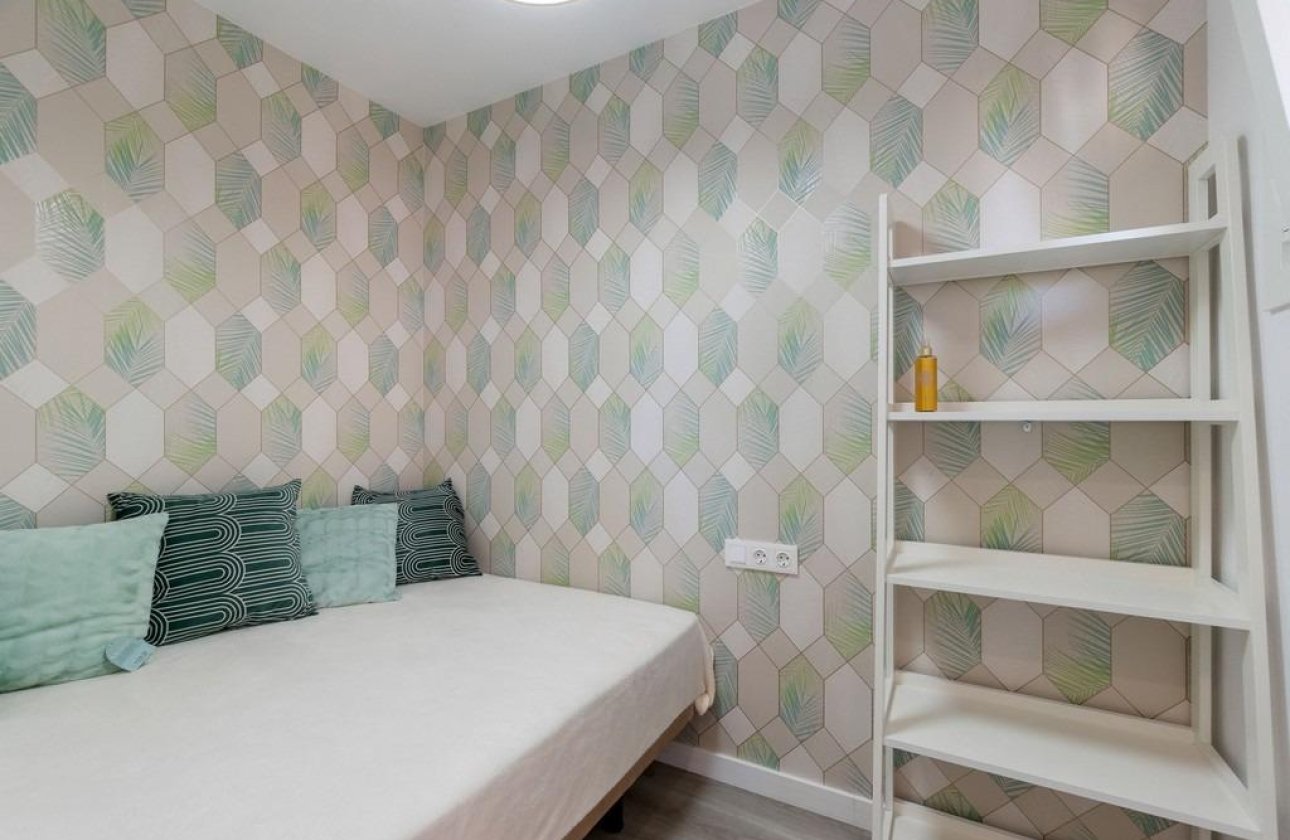 Resale - Apartment / flat - Torrevieja - Cabo cervera