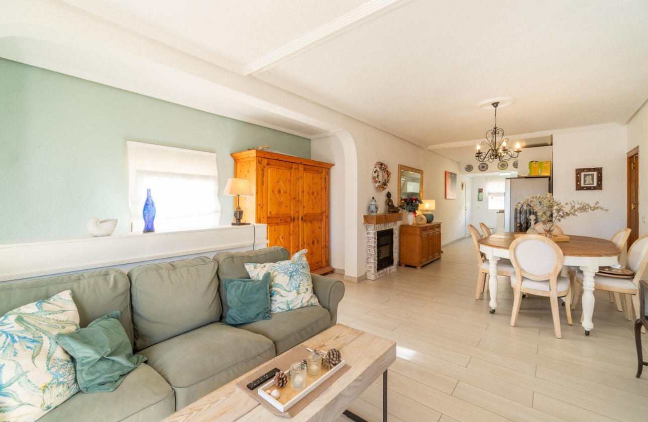 Reventa - Villa - Orihuela Costa - Los Balcones