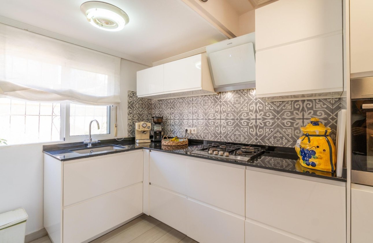Reventa - Villa - Orihuela Costa - Los Balcones