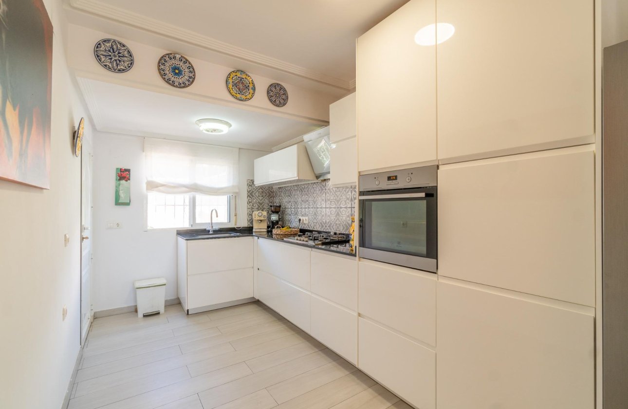Reventa - Villa - Orihuela Costa - Los Balcones