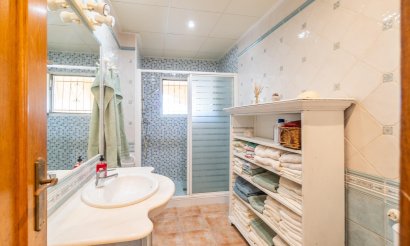 Reventa - Villa - Orihuela Costa - Los Balcones