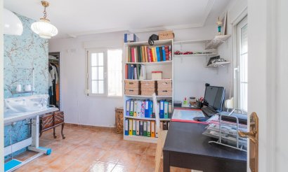 Reventa - Villa - Orihuela Costa - Los Balcones