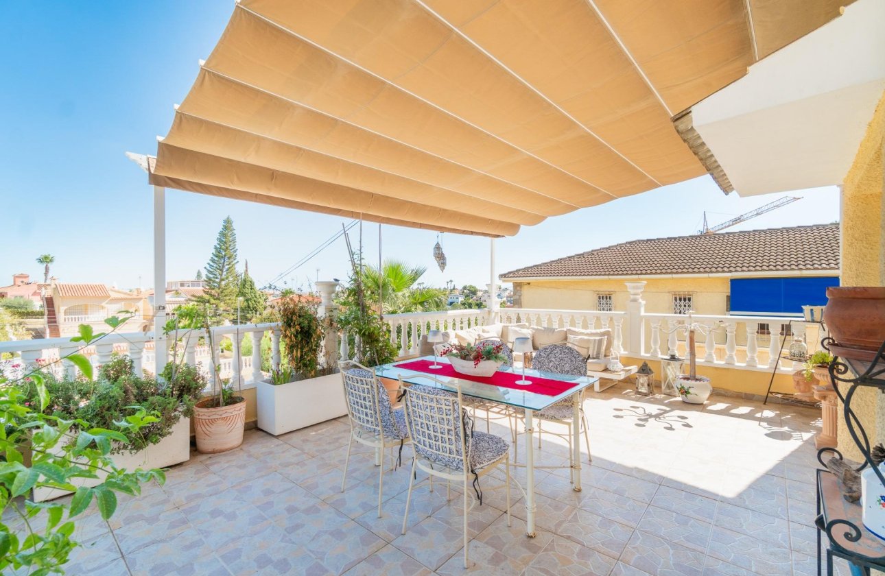 Reventa - Villa - Orihuela Costa - Los Balcones