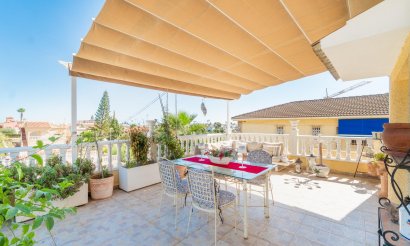 Reventa - Villa - Orihuela Costa - Los Balcones