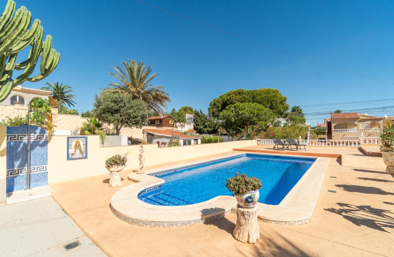 Reventa - Villa - Orihuela Costa - Los Balcones