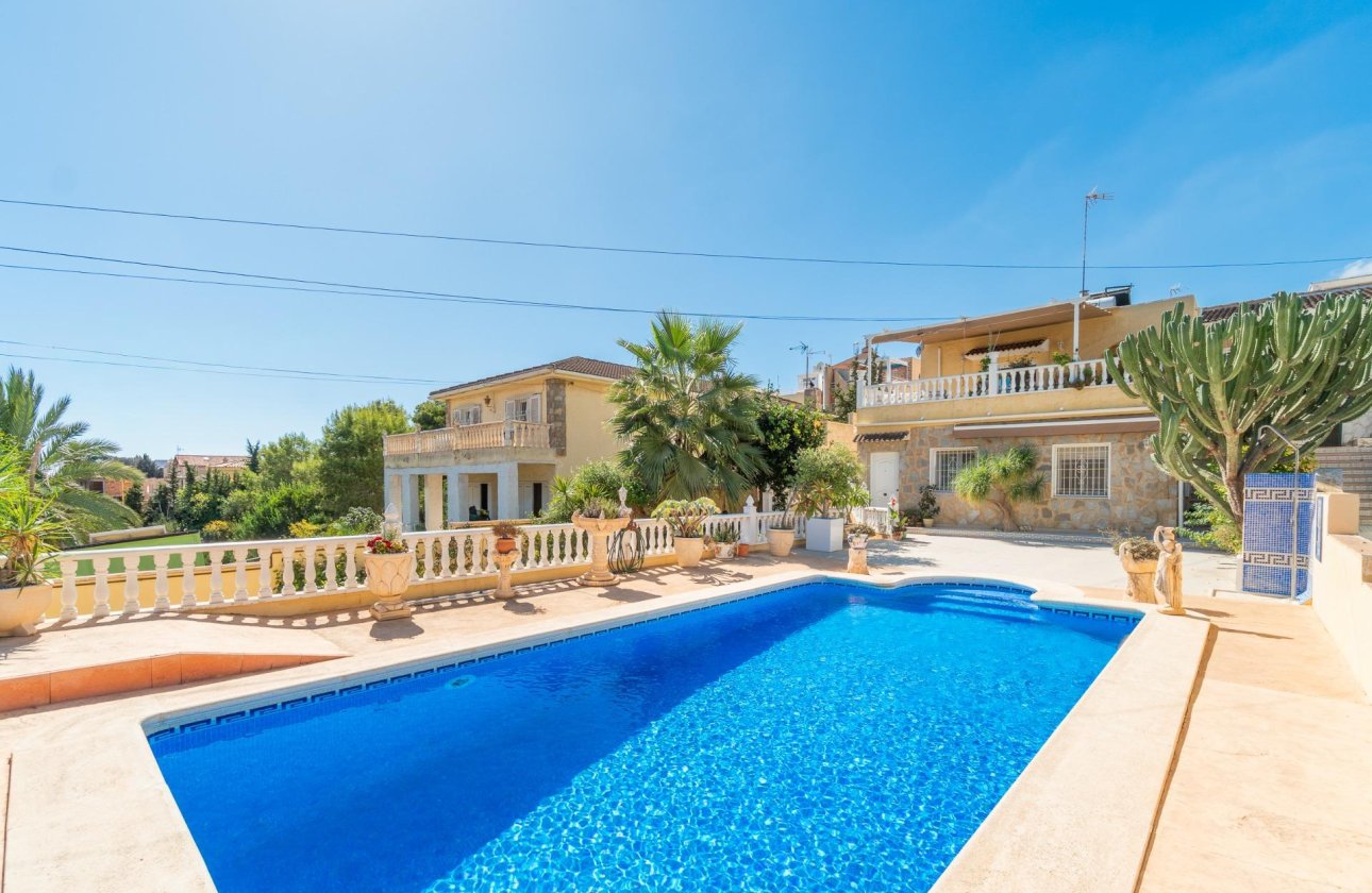 Reventa - Villa - Orihuela Costa - Los Balcones