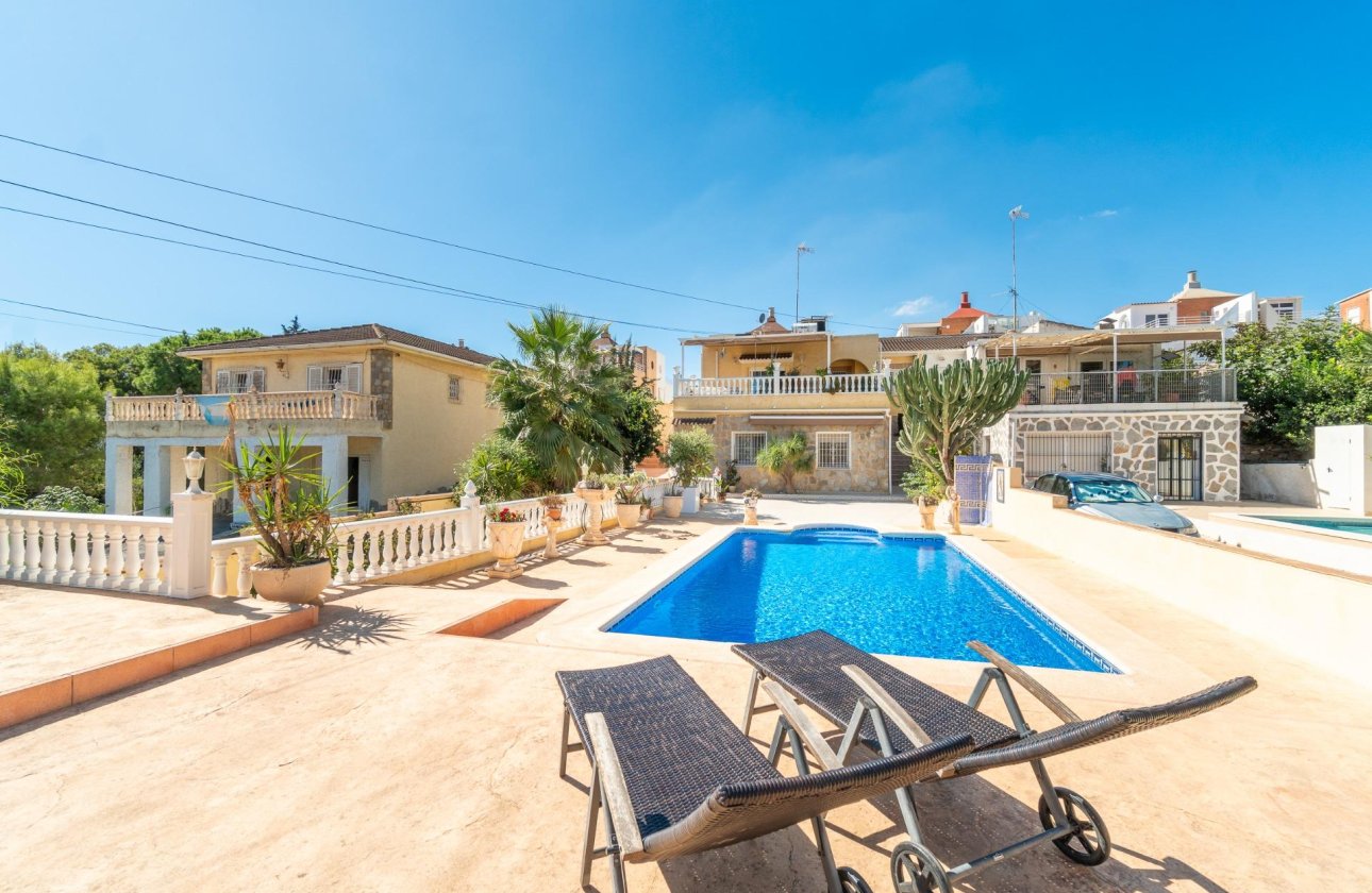 Reventa - Villa - Orihuela Costa - Los Balcones