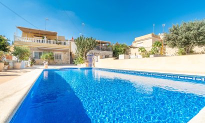 Reventa - Villa - Orihuela Costa - Los Balcones