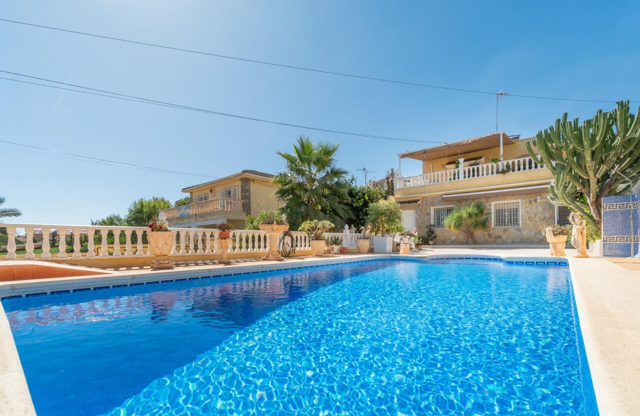 Reventa - Villa - Orihuela Costa - Los Balcones
