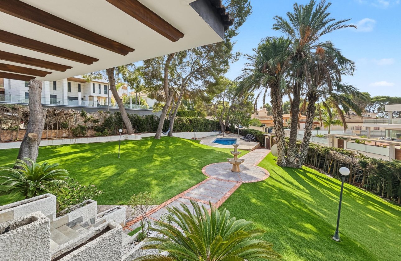 Resale - Villa - Orihuela Costa - Campoamor