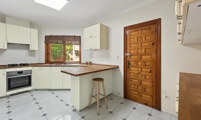 Resale - Villa - Orihuela Costa - Campoamor