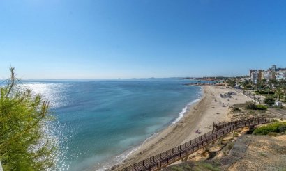 Resale - Villa - Orihuela Costa - Campoamor