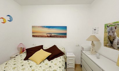 Reventa - Apartamento / piso - Torrevieja