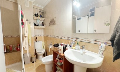 Reventa - Apartamento / piso - Torrevieja