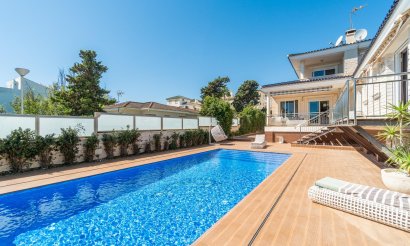Resale - Villa - Torrevieja - Torre la mata