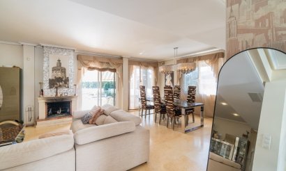 Resale - Villa - Torrevieja - Torre la mata