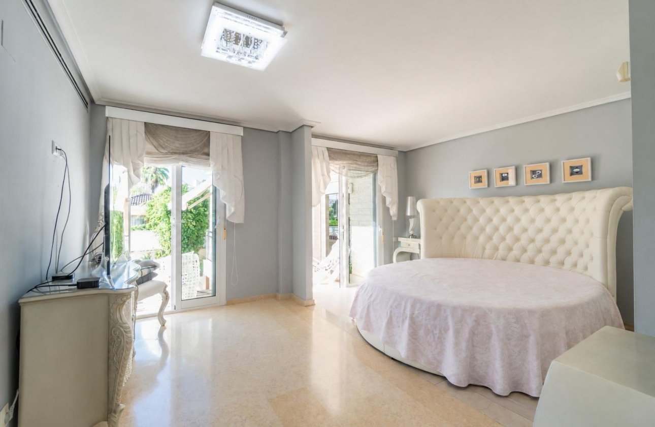 Resale - Villa - Torrevieja - Torre la mata