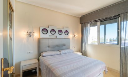Resale - Villa - Torrevieja - Torre la mata