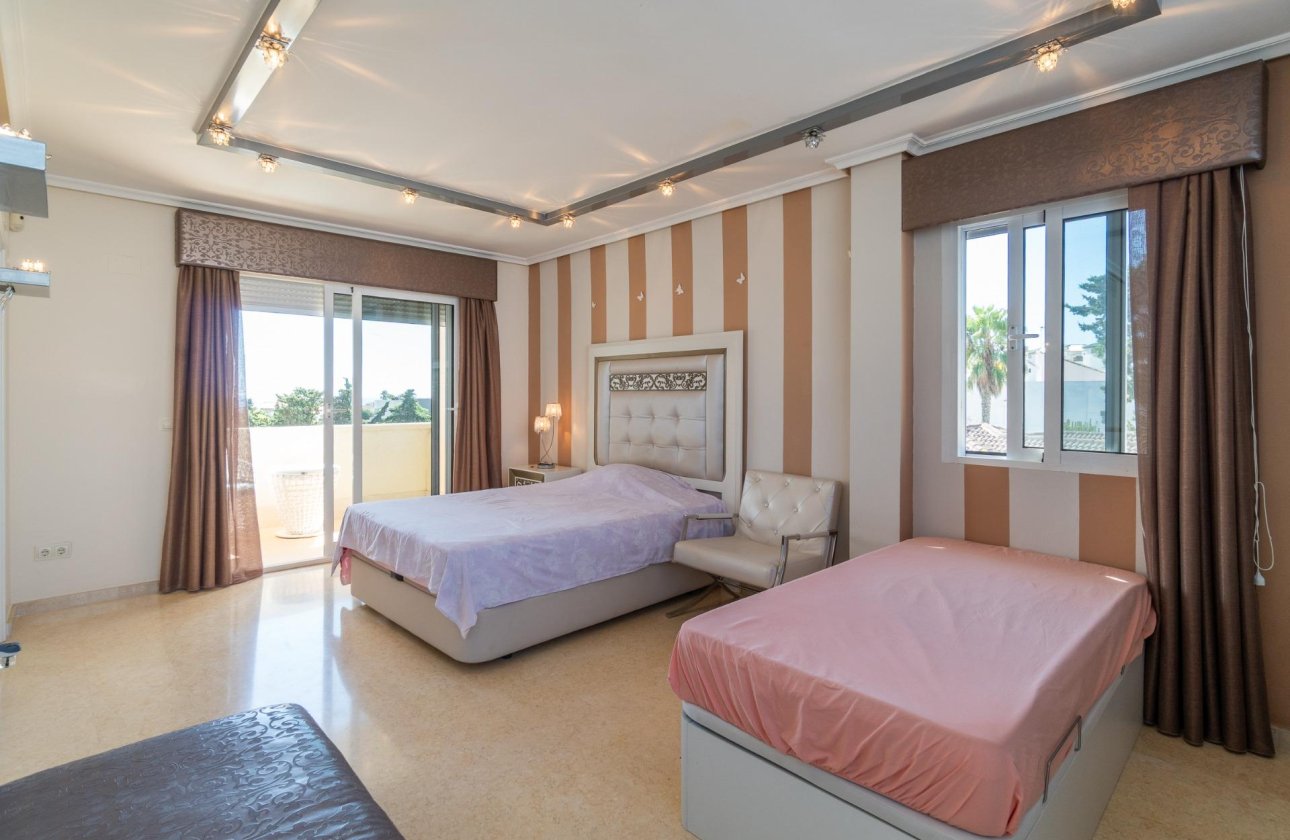 Resale - Villa - Torrevieja - Torre la mata