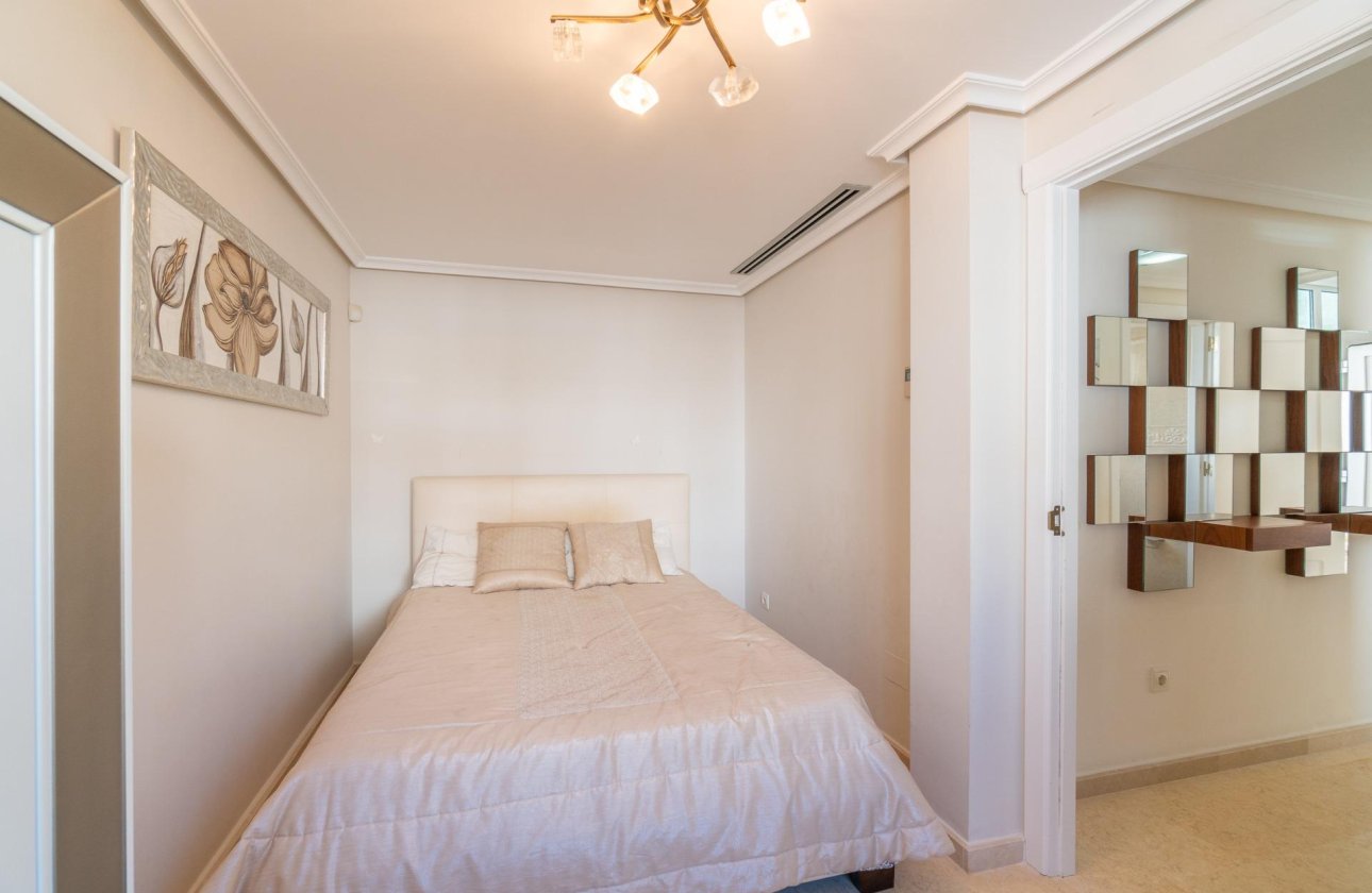 Resale - Villa - Torrevieja - Torre la mata