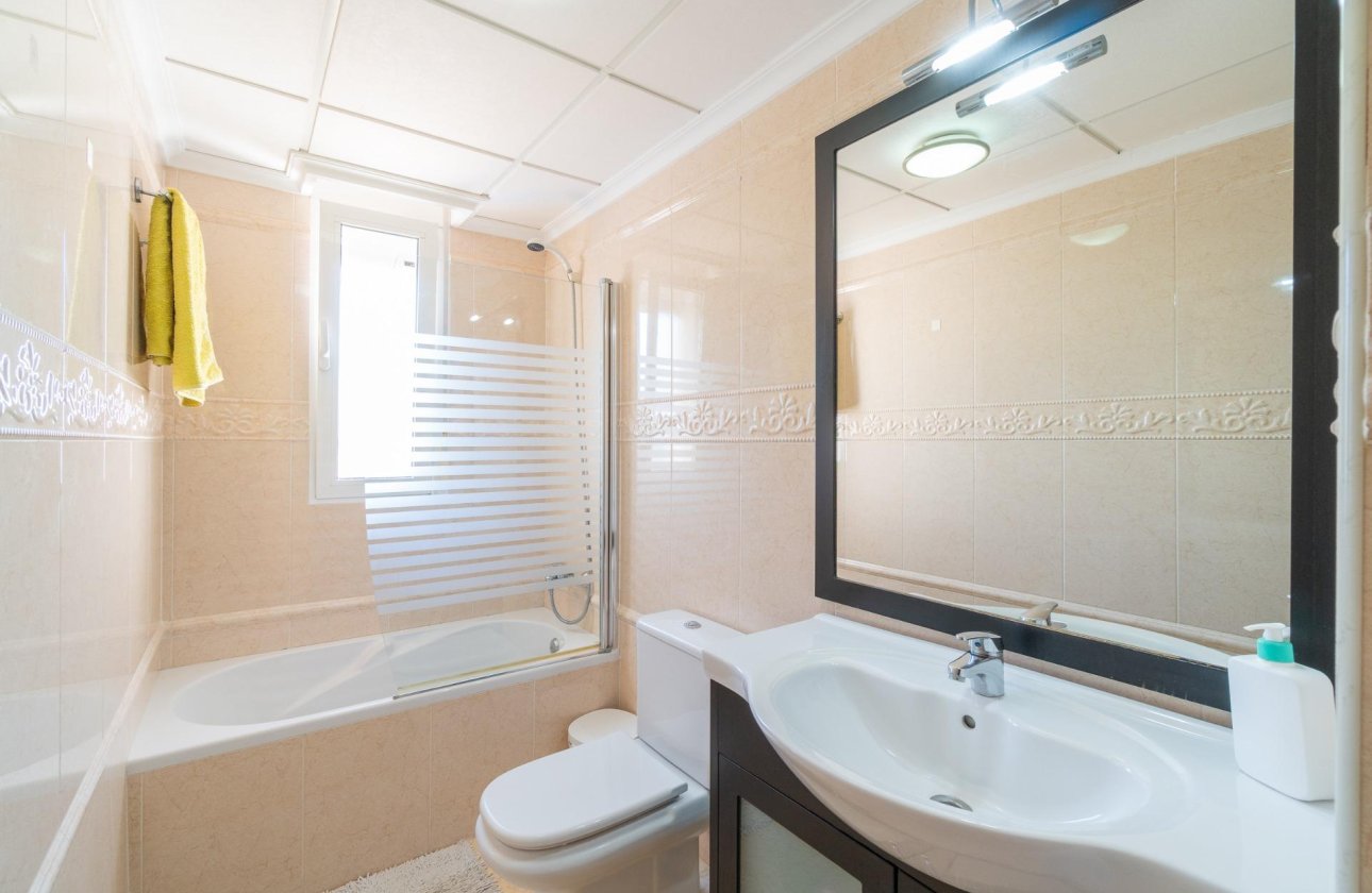 Resale - Villa - Torrevieja - Torre la mata