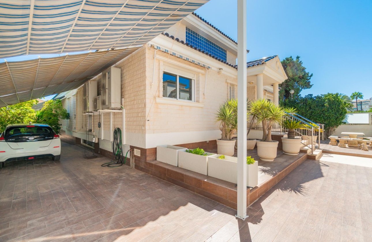 Resale - Villa - Torrevieja - Torre la mata