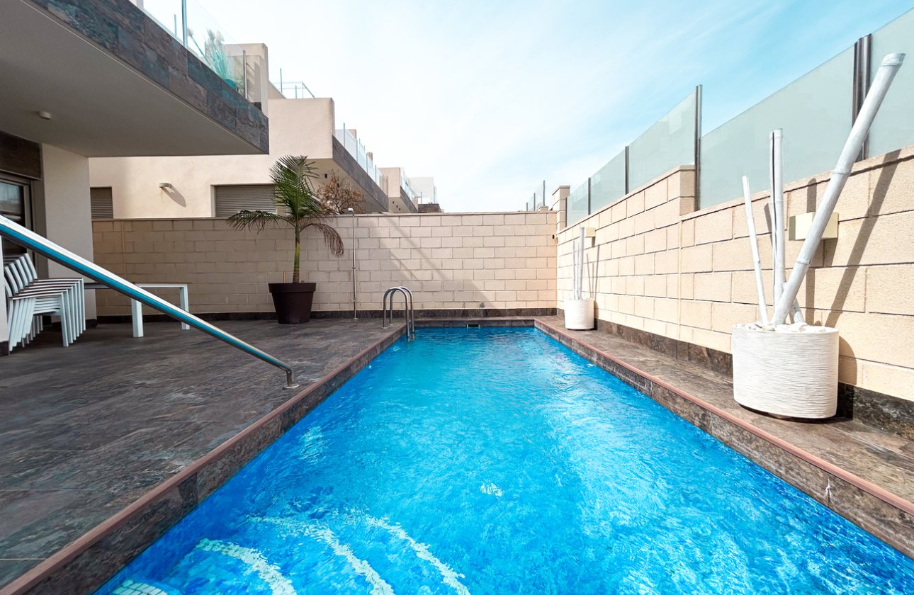 Resale - Villa - Orihuela Costa - Villamartin