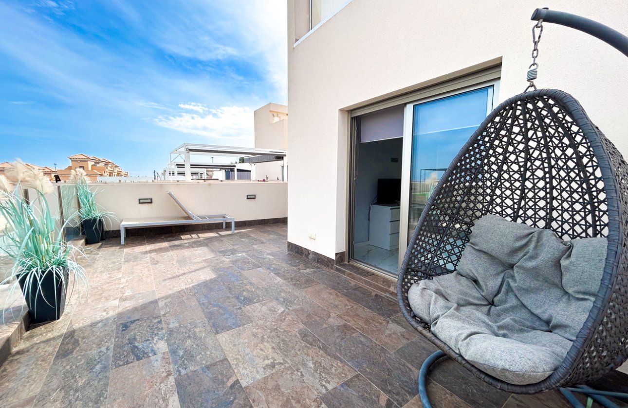 Resale - Villa - Orihuela Costa - Villamartin