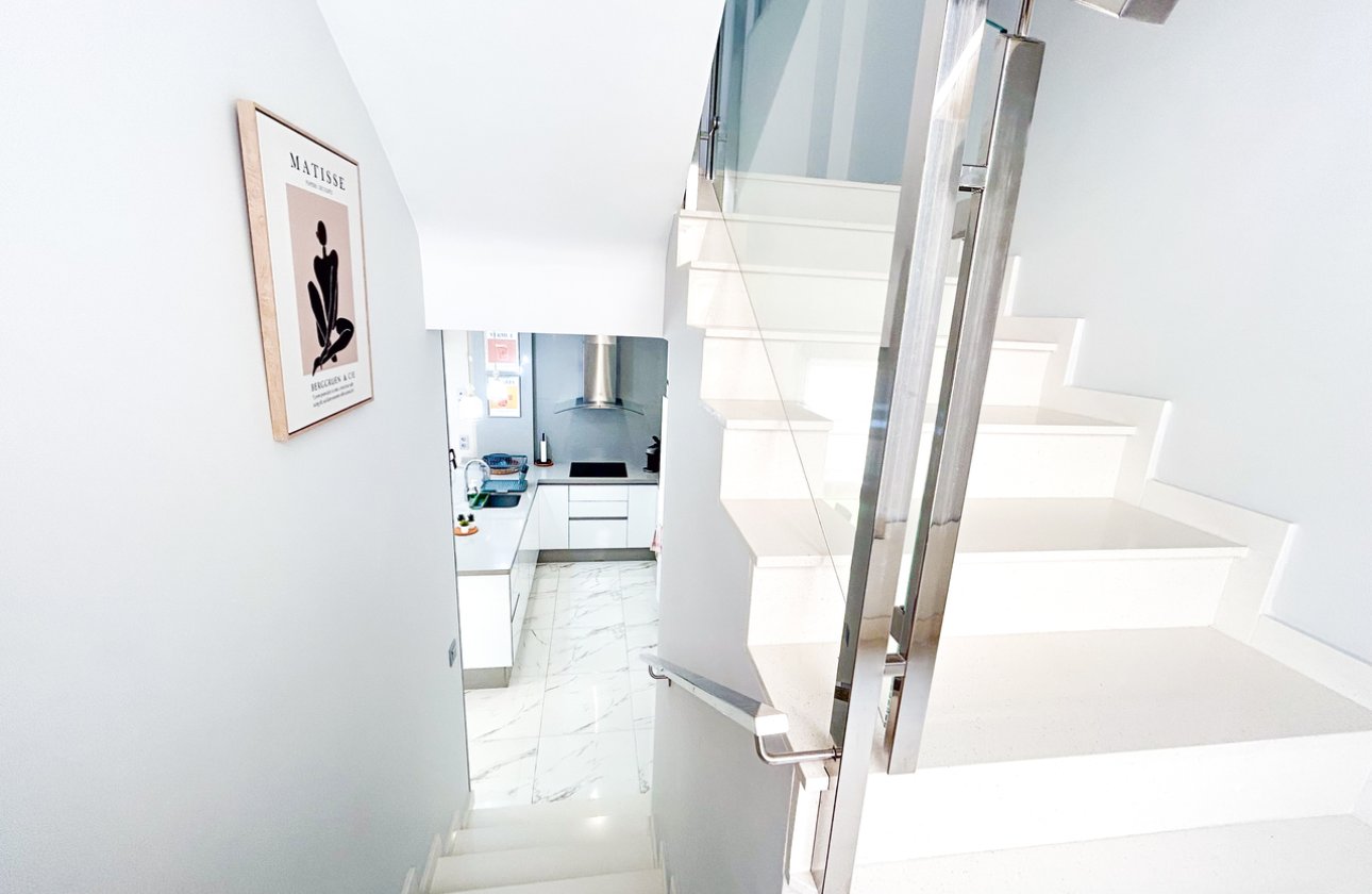 Resale - Villa - Orihuela Costa - Villamartin