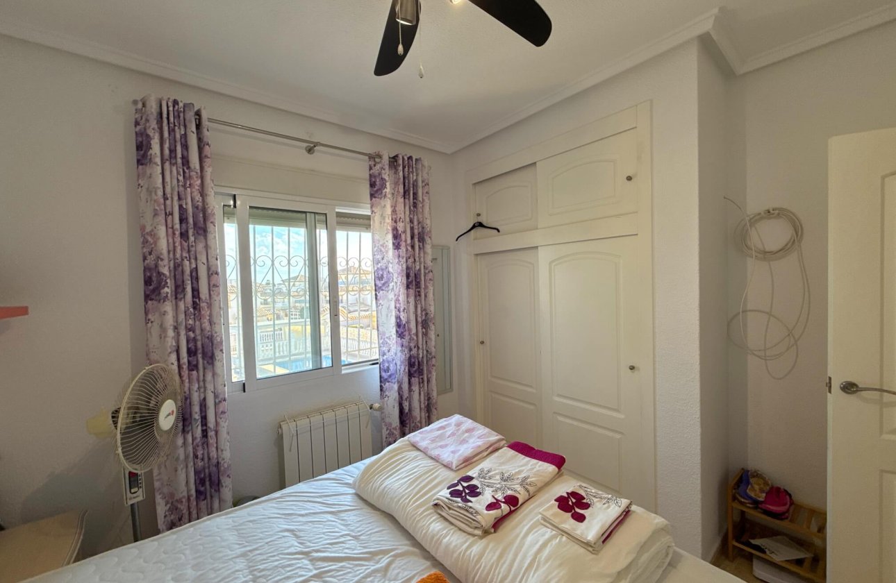 Resale - Villa - Villamartin