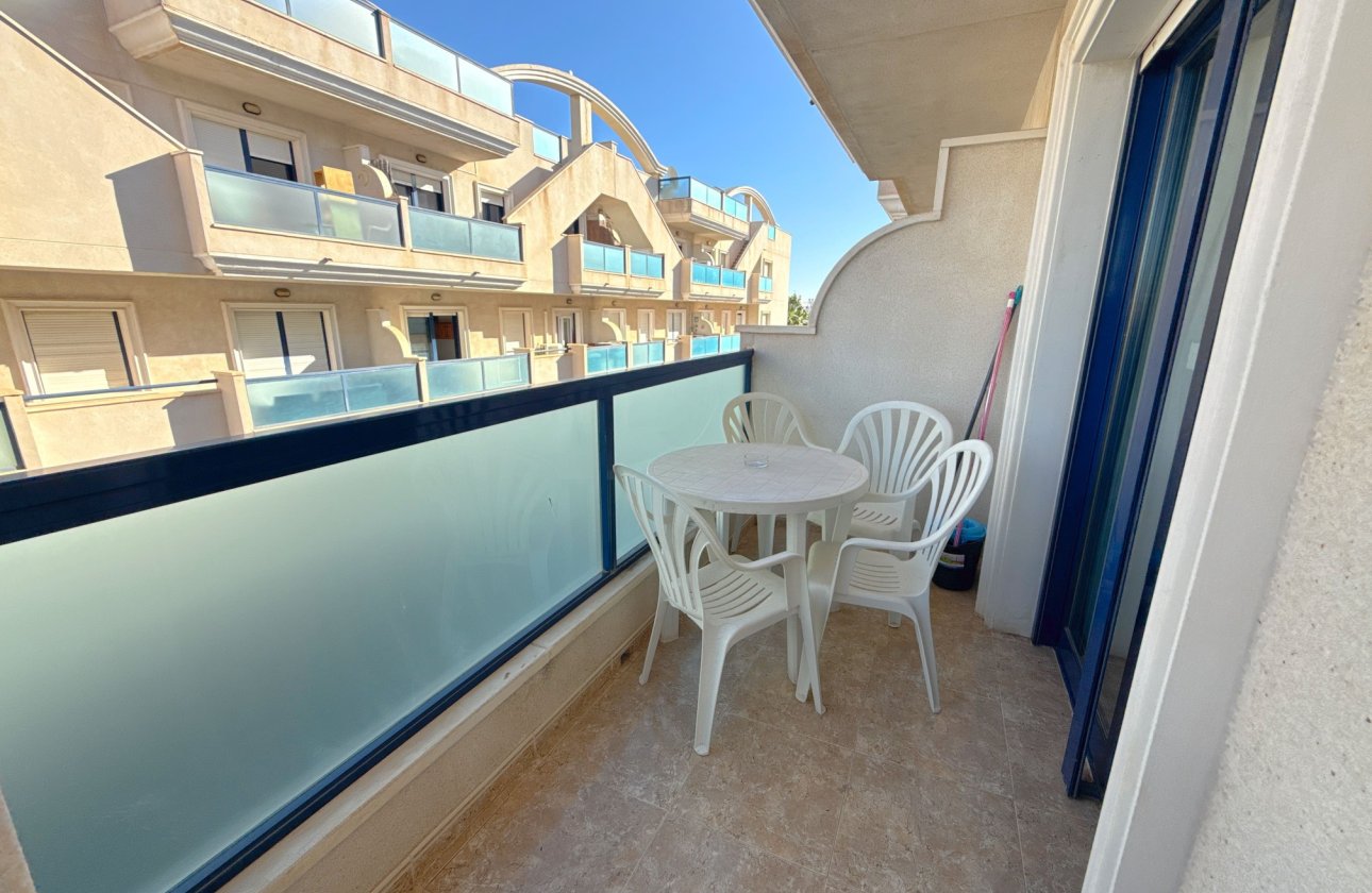 Resale - Apartment / flat - Cabo Roig