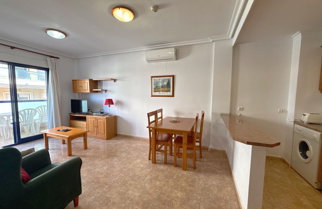 Resale - Apartment / flat - Cabo Roig