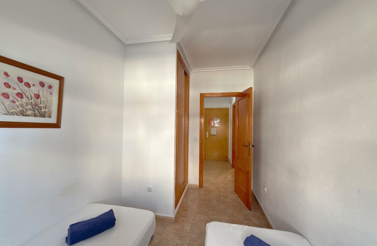 Resale - Apartment / flat - Cabo Roig