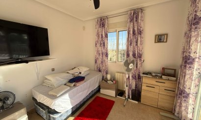 Resale - Villa - Villamartin