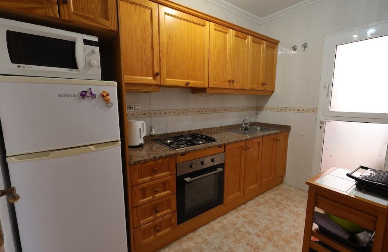 Resale - Bungalow - Orihuela Costa - La Zenia