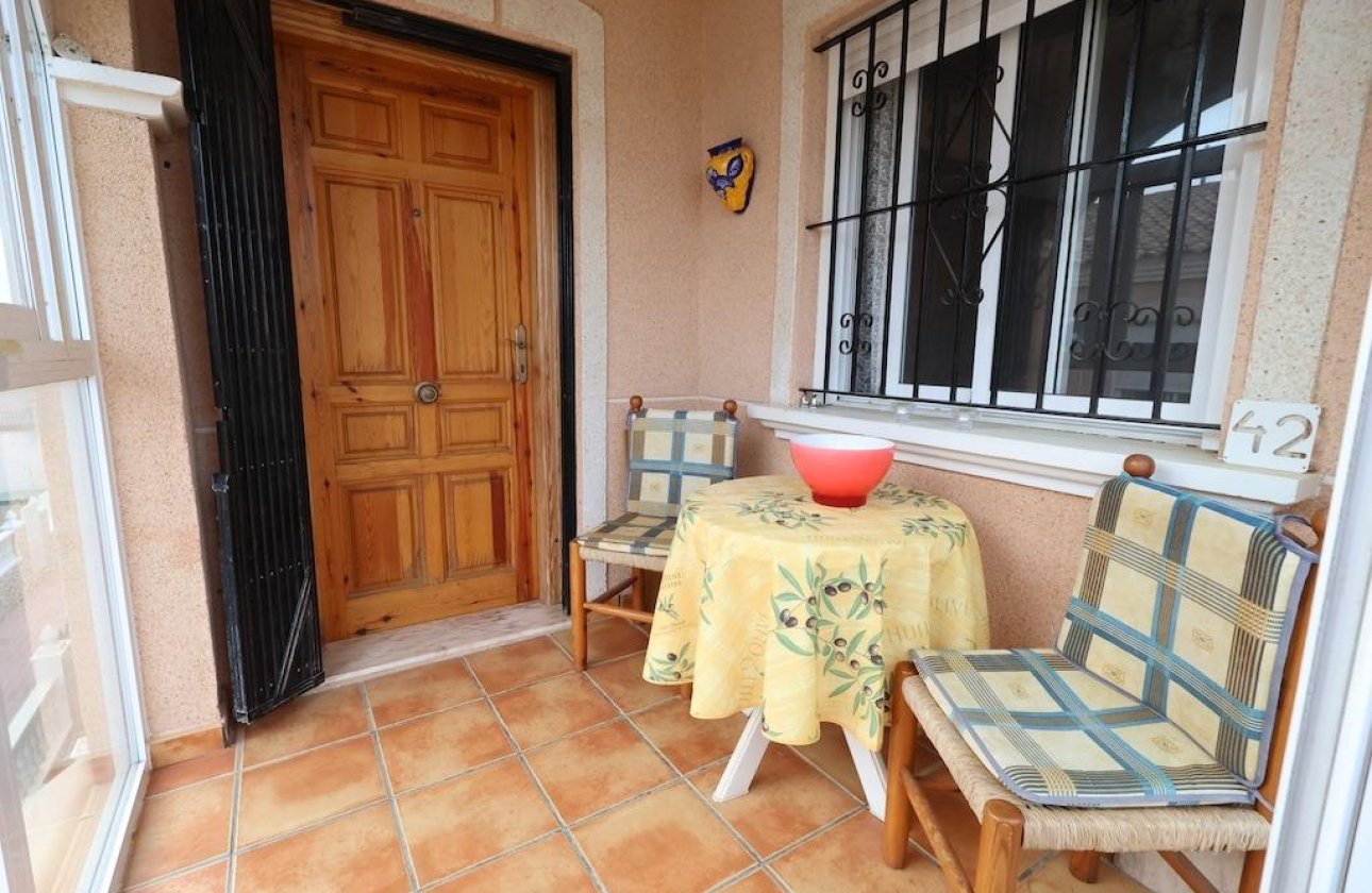 Resale - Bungalow - Orihuela Costa - La Zenia