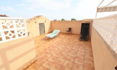 Resale - Bungalow - Orihuela Costa - La Zenia