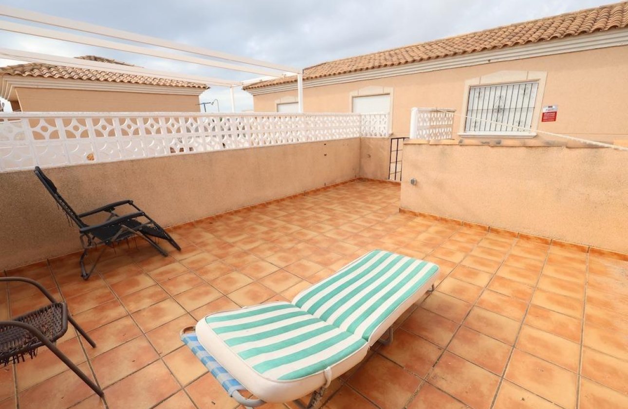 Resale - Bungalow - Orihuela Costa - La Zenia