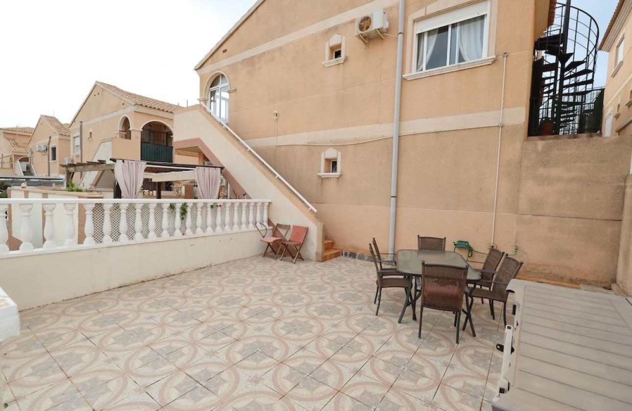Resale - Bungalow - Orihuela Costa - La Zenia