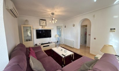 Resale - Villa - Villamartin