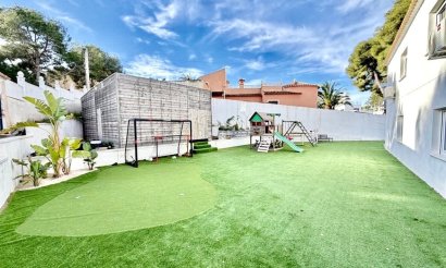 Resale - Villa - Orihuela Costa - Villamartin
