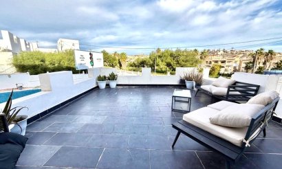 Resale - Villa - Orihuela Costa - Villamartin