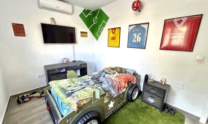 Resale - Villa - Orihuela Costa - Villamartin