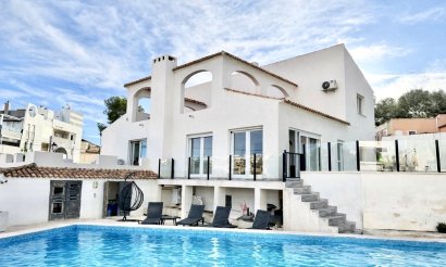 Resale - Villa - Orihuela Costa - Villamartin