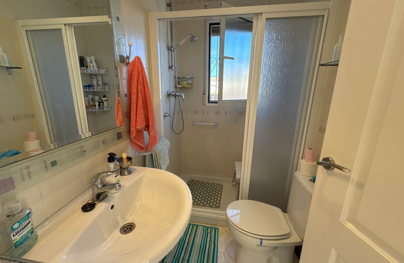 Resale - Villa - Villamartin