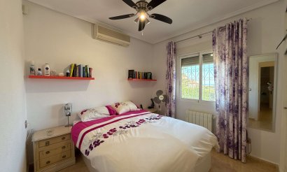 Resale - Villa - Villamartin