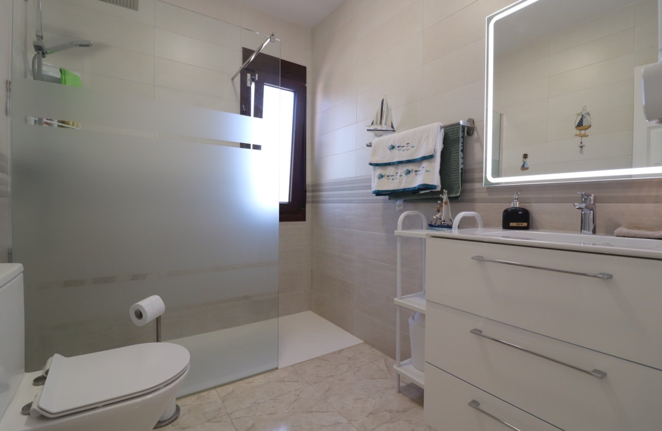 Resale - Villa - Daya Vieja - Daya Vieja - Country